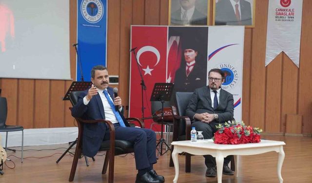 Çanakkale'den Bitlis'e 'Bir Milletin Fedakârlığı, Bir Bayrağın Hürriyeti' söyleşisi