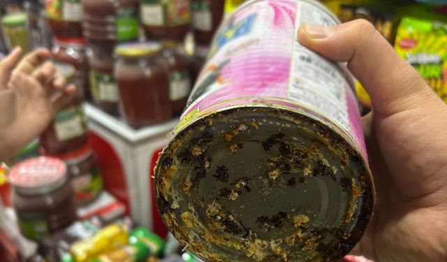 CİMER şikayeti sonrası zabıta baskını: Markette 4 kamyonet dolusu ürüne el konuldu