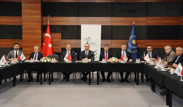 Çorlu'da 'Yerel Kalkınma Hamlesi' bilgilendirme toplantısı yapıldı