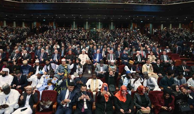 Cumhurbaşkanı Erdoğan: 'Müslümanlar olarak zorlu ve sancılı bir dönemden geçiyoruz'