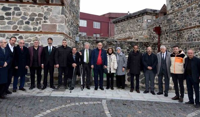 Erzurum Kent Konseyi'nden ortak bildiri: 'Sosyal medyaya etkin sınırlama olmalı'