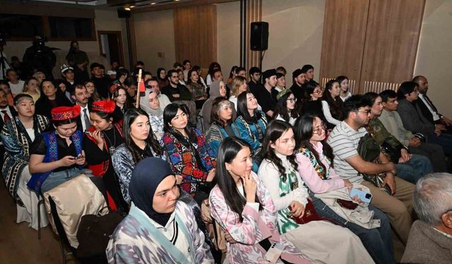 HAK-İŞ Başkanı Arslan: 'Çatışmaların hatta ölümlerin olduğu Nevruzları unutmadık, Allah'a şükür Nevruz'u normalleştirdik'