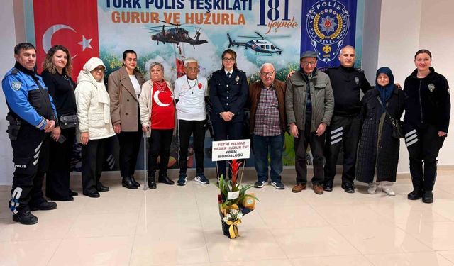 Huzurevi sakinlerinden emniyete anlamlı ziyaret