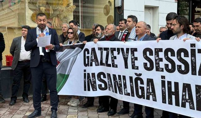 Iğdır'da cuma namazı sonrası Filistin'e destek açıklaması