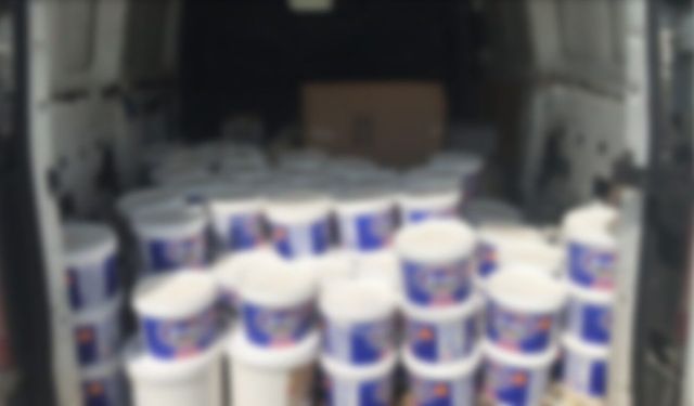 Jandarma yol kontrolünde süt denetimi yaptı