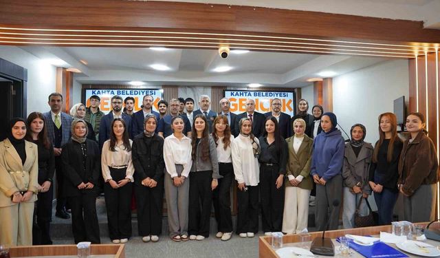 Kahta'da gençlik vizyonu masaya yatırıldı