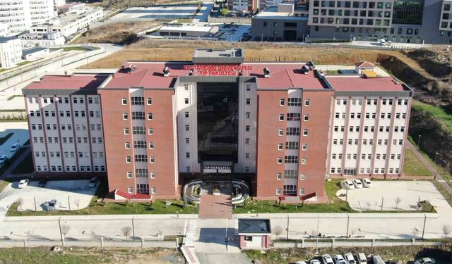 Kalça protezi ameliyatlarını kolaylaştıracak cerrahi alet tescillendi