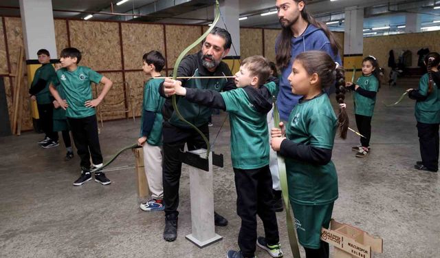 Karatay'da Spor Okulları gençleri geleceğe taşıyor