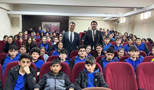 KATSO Başkanı Kadir Bozan, Kariyer Günlerinde öğrencilerle buluştu