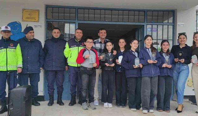 Kayseri'de Tertemiz Yarınlar'ın şampiyonu Tomarza Atatürk Ortaokulu oldu