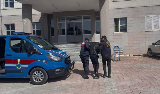 Komiserim yalanıyla 1 milyon TL dolandıran 2 şüpheli tutuklandı