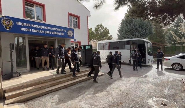 Konya merkezli göçmen kaçakçılığı operasyonu: 10 tutuklama