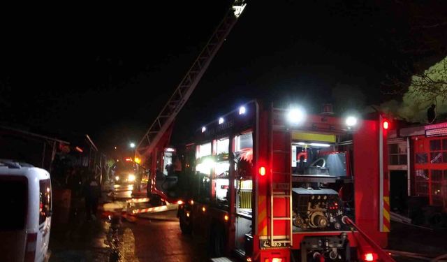 Konya'da iş yerinde yangın: 2 yaralı