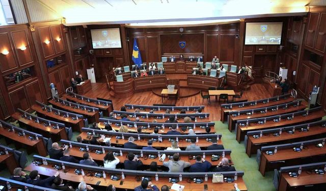 Kosova'da halk, 7 Haziran'da erken genel seçimler için sandık başına gidecek
