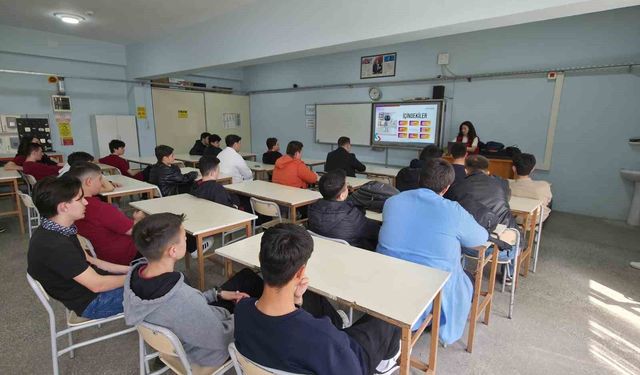 Lise sıralarında yapay zeka mesaisi