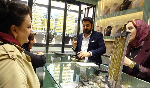 Malatya'da yeni çarşıda kepenkler açılıyor