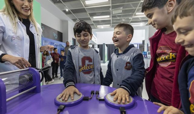 Mersin'de Mercan Bilim Merkezi 200 bin ziyaretçiye ulaştı