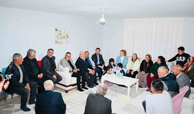 Milletvekili Ölmeztoprak'tan deprem çalışmaları, ziyaretler ve vatandaş buluşmaları