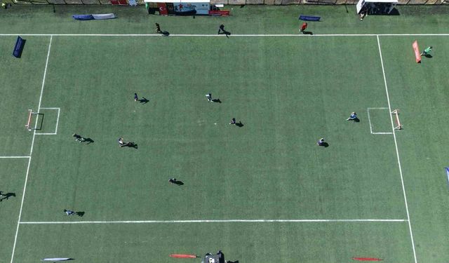 Muş'ta 'Gençler Sahada, Gelecek Emniyette' turnuvası başladı