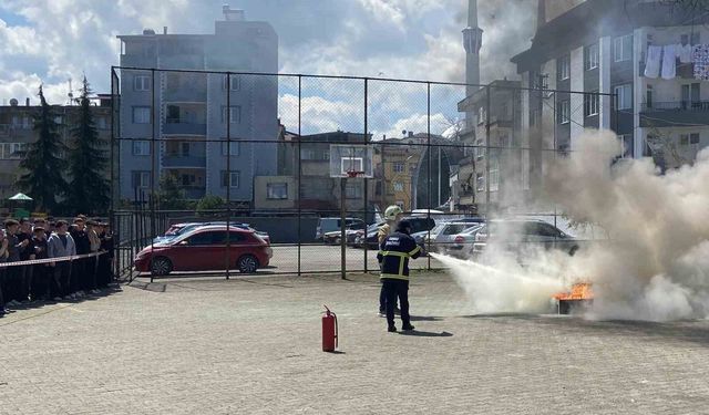 Ordu'da liseli öğrencilere hayat kurtaran yangın tatbikatı