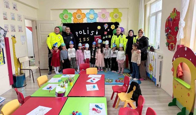 Polis Haftası'nı öğrencilerle kutladılar
