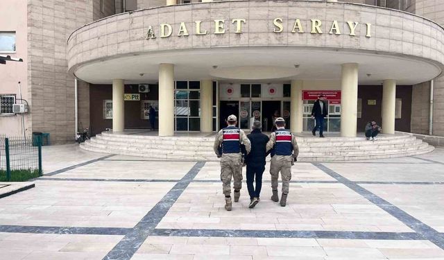 Şanlıurfa'da dolandırıcılıktan aranan şahıs yakalandı