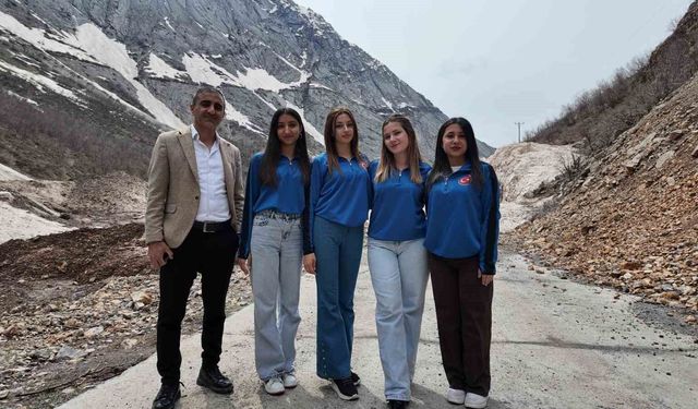 Şırnaklı köy çocuklarına anlamlı hediye