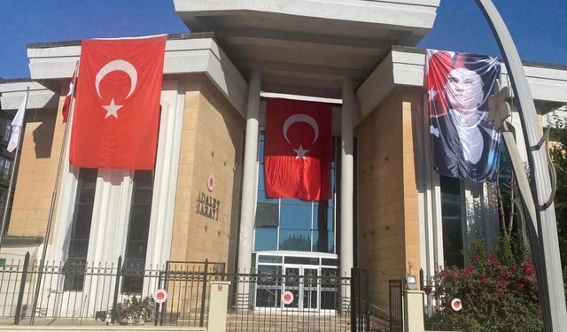 Şırnak'ta 590 milyon liralık kaçak altın ve döviz olayında 4 kişi tutuklandı