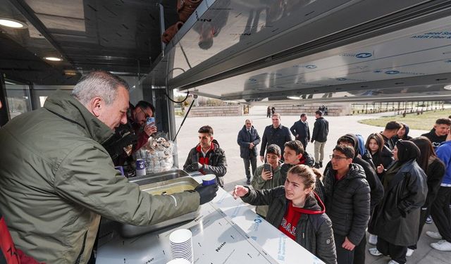 Sivas Belediyesi'nden öğrencilere beslenme desteği