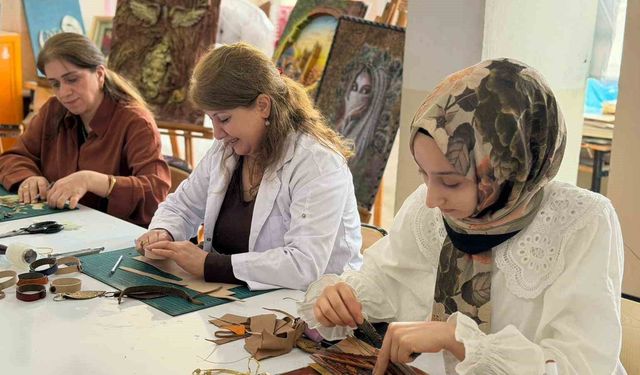 Siverek'te sıfır atık bilinci el sanatlarıyla yaygınlaşıyor