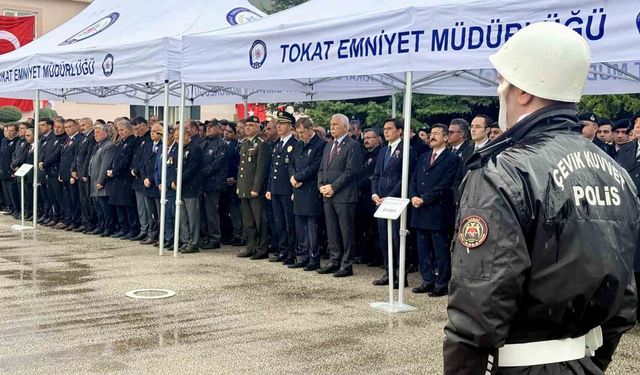 Tokat'ta Polis Teşkilatının 181 kuruluş yıl dönümü yağmur altında kutlandı