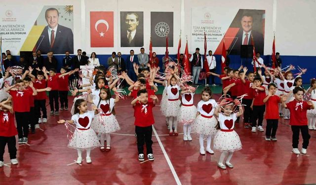 Tomarza'da 23 Nisan coşkusu