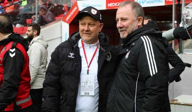 Trendyol Süper Lig: Samsunspor: 0 - Beşiktaş: 0 (Maç devam ediyor)