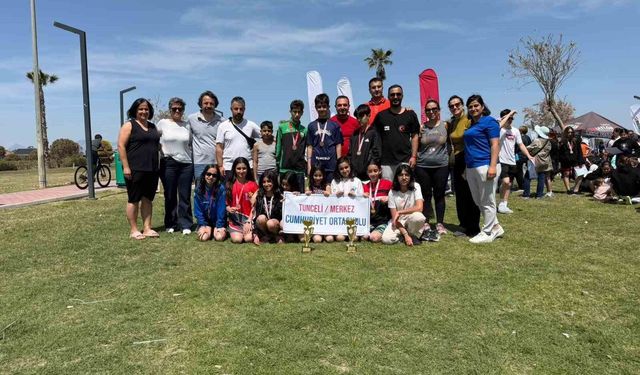 Tunceli'de bir ortaokul Türkiye 3'üncüsü oldu