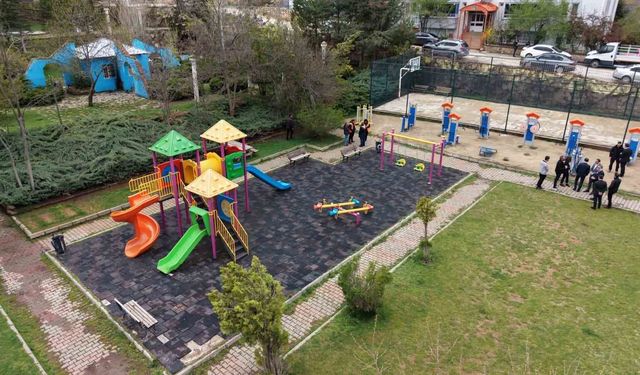 Tunceli'de spor alanları yenileniyor