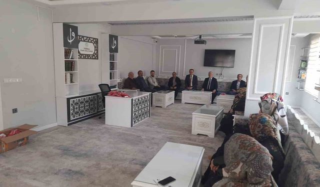 Türkeli'de hac semineri