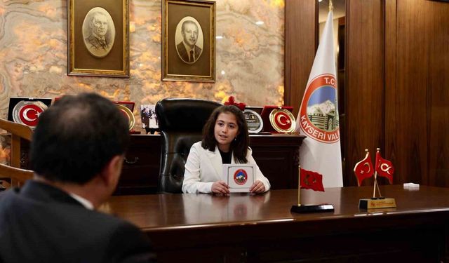 Vali Çiçek'in makamı 23 Nisan'da çocuklara emanet