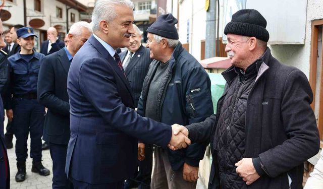 Vali Makas'tan Akçakoca esnafı ile hasbihal etti