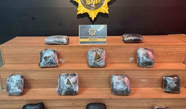 Valizden uyuşturucu madde çıktı