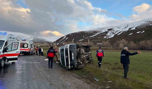 Van'da trafik kazası: 11 yaralı