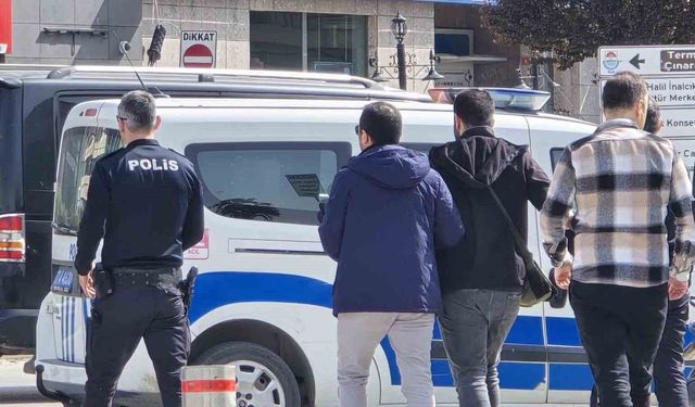 Yalova'da izinsiz fotoğraf çeken şahsa meydan dayağı