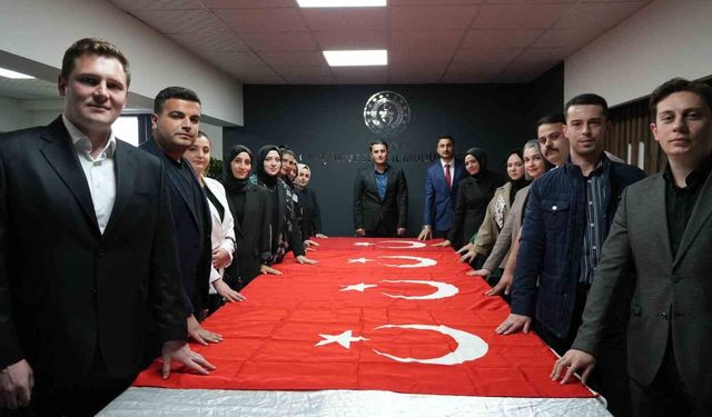 Yemin ederek görevlerine başladılar