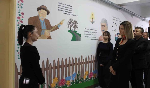 Altıntaş'ta 'Edebiyat Sokağı' açılışı yapıldı