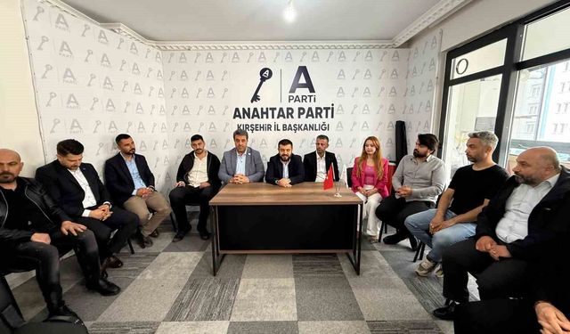 Anahtar Parti Kırşehir Teşkilatı bayramlaşma programında bir araya geldi