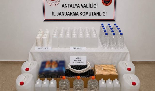 Antalya'da 160 litre etil alkol ele geçirildi