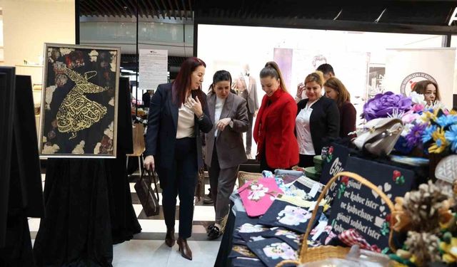 AVM'de el emeği ürünler sergilendi