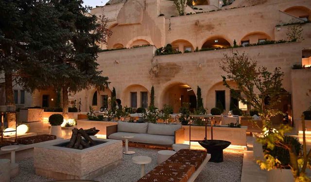 Bahar Kapadokya'da renkli festivalle karşılandı