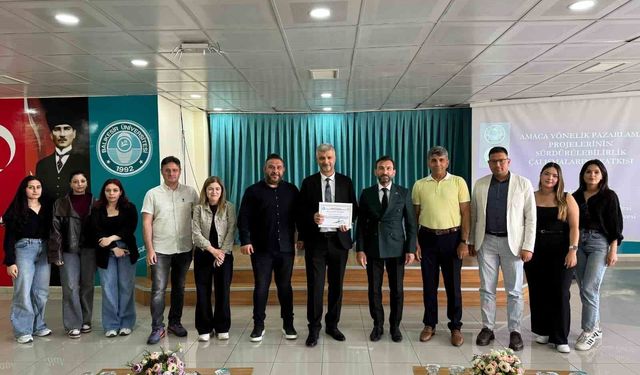 Burhaniye'de Pazarlama Projelerinin Sürdürülebilirliği konferansı gerçekleştirildi.