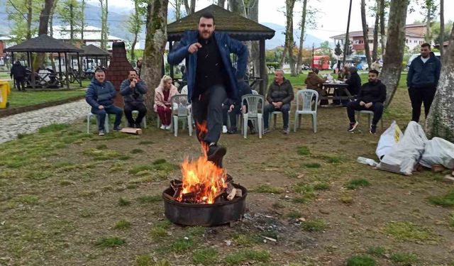 Devrek Belediyesi hıdırellez geleneğini yeniden canlandırdı