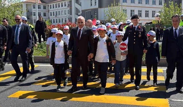 Diyarbakır'da Trafik Haftası çeşitli etkinliklerle kutlandı